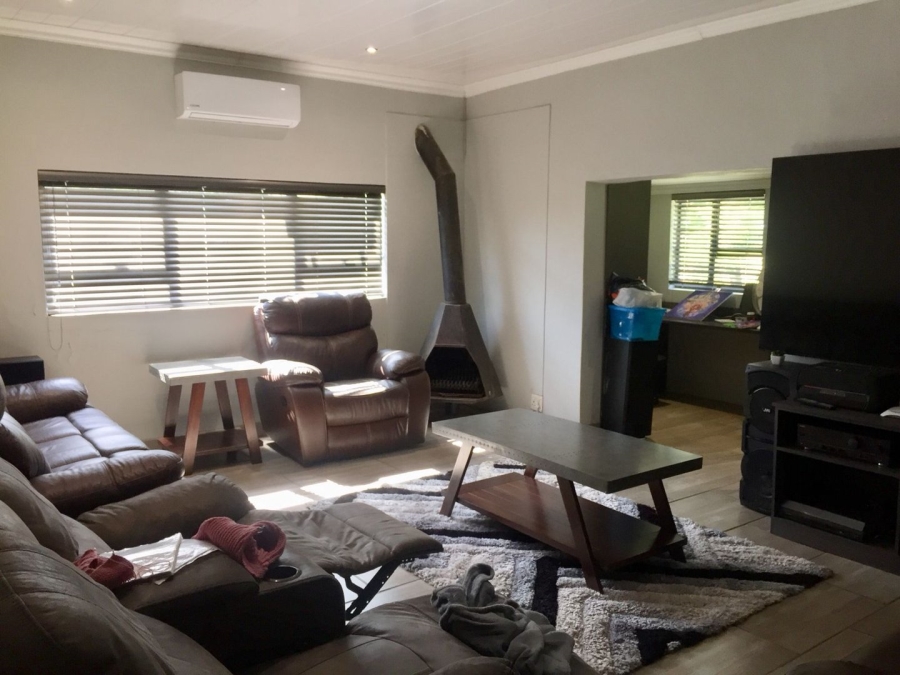 3 Bedroom Property for Sale in Highveld Free State